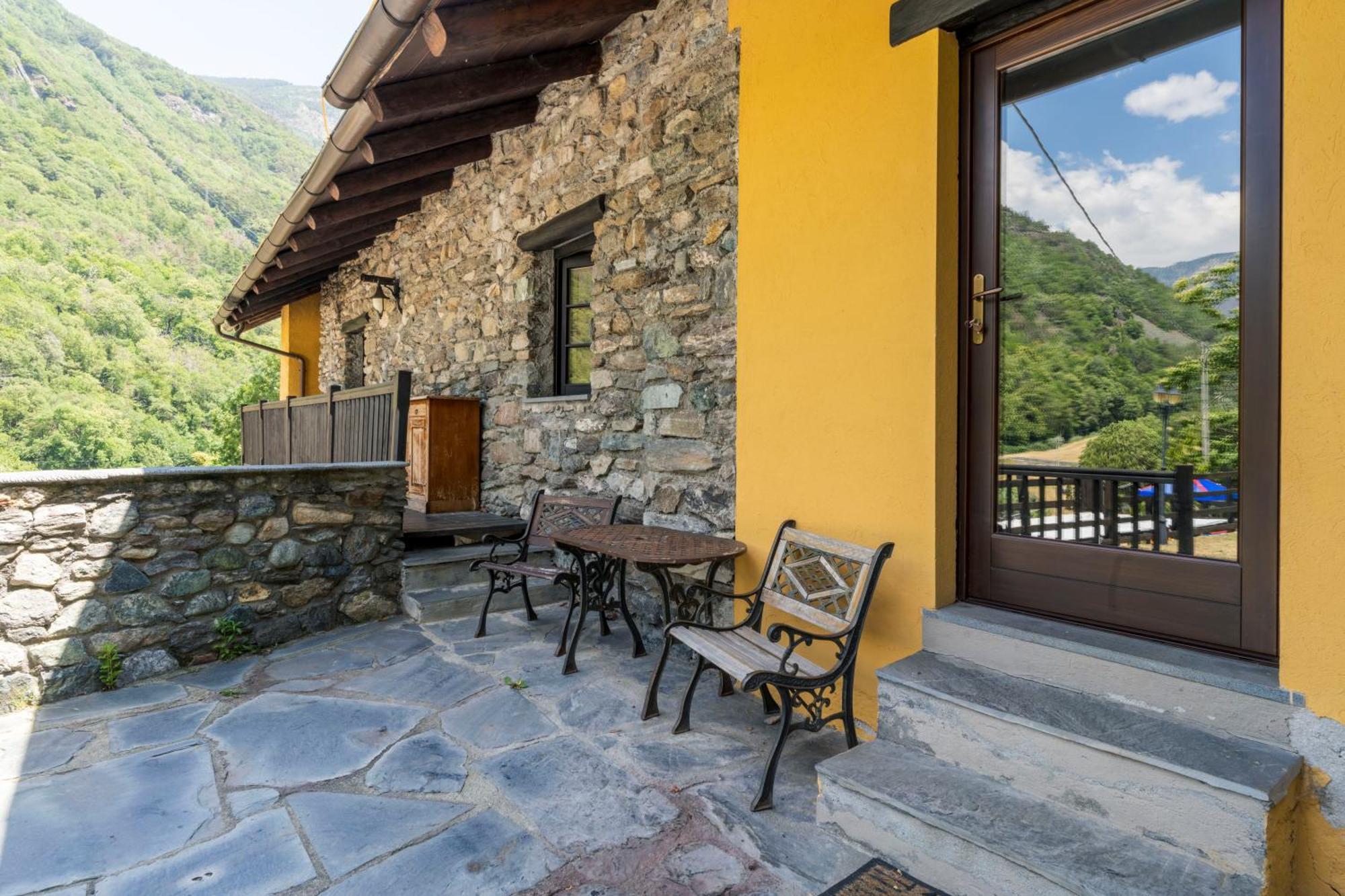 Residence Covalou Antey-Saint-Andre Bagian luar foto
